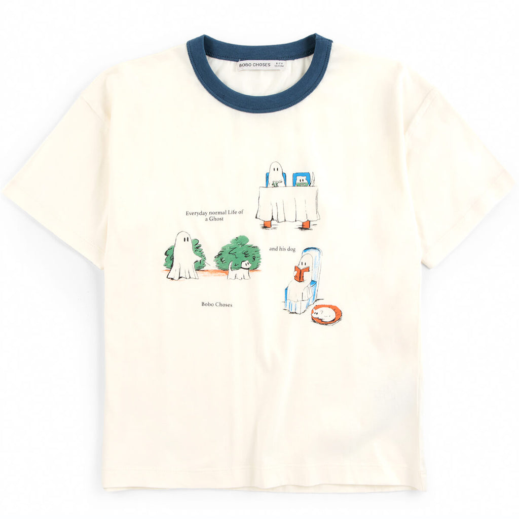 T-shirt ample en coton biologique blanc cassé à manches courtes avec encolure bleu marine contrastante pour enfants de 1 à 13 ans