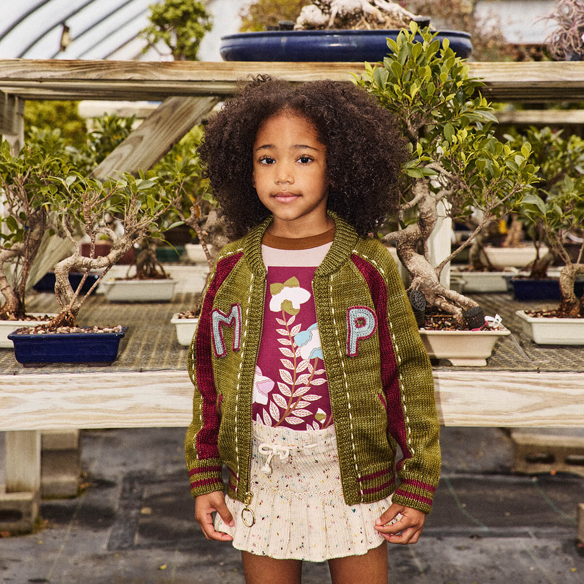 Veste en maille de laine mérinos Rose Antique Ivy League avec finitions côtelées et détails cousus main pour enfants de 3 à 8 ans