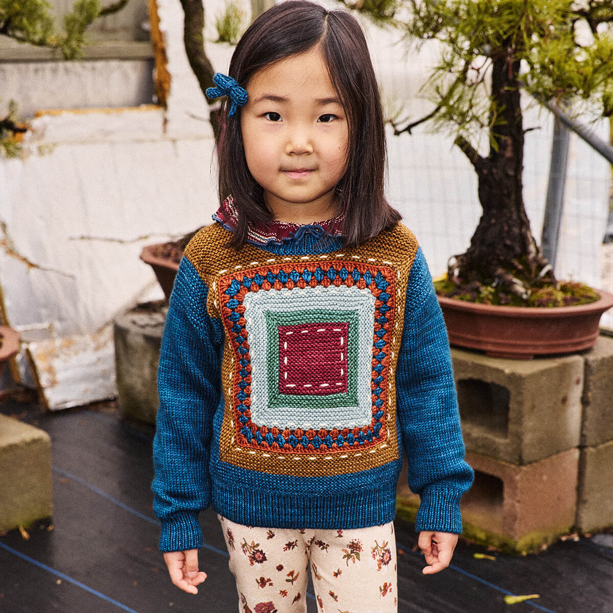 Pull ras-du-cou Ivy League en laine mérinos bleu marine et motifs géométriques, tricoté main au crochet sur le devant, pour enfants de 3 à 11 ans
