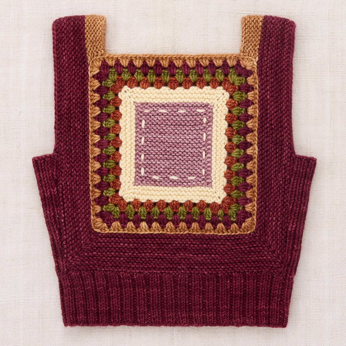 Gilet débardeur en mérinos géométrique tricoté main Cambridge vintage avec motif crocheté pour enfants 2-11 ans